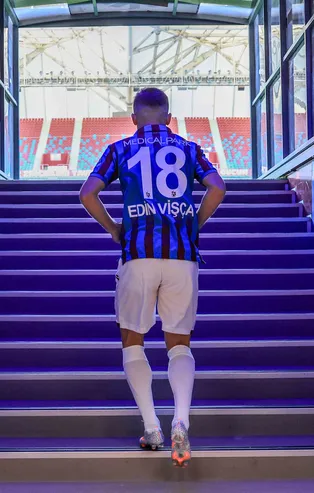 Trabzonspor'dan Edin Visca videosunda Fenerbahçe'ye gönderme