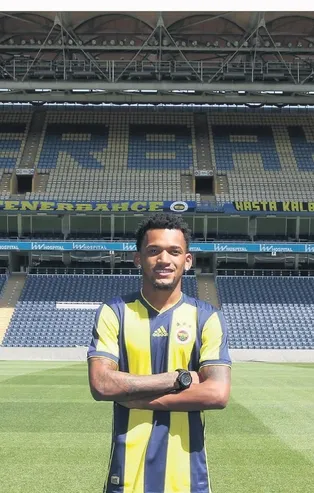 Jailson formayı giydi