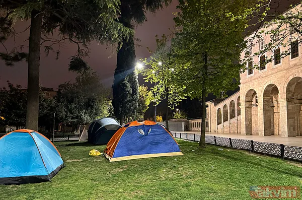 İstanbullu deprem sonrası geceyi dışarıda geçirdi: Parklar bahçeler camiler... - 8