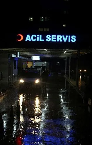Son dakika: Eşi Zafer Çika'nın kaza haberini alan Demet Akbağ, İzmir'e geldi