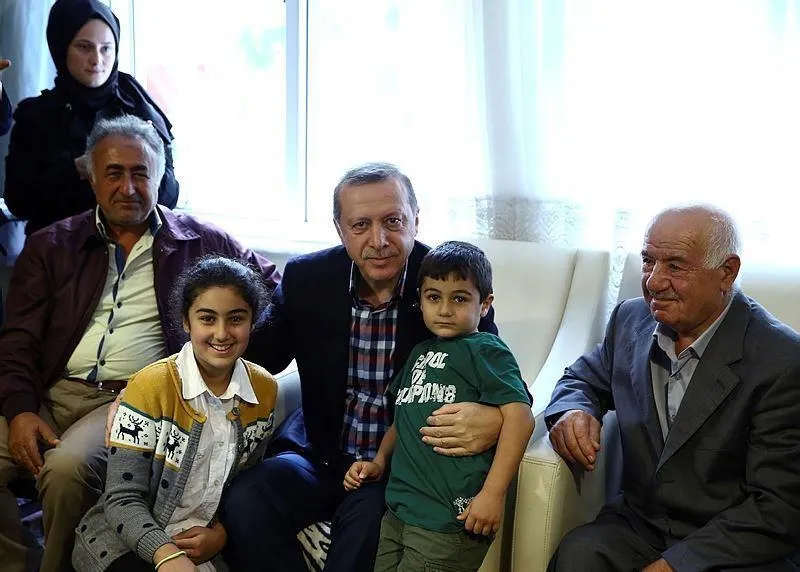 Erdoğan'dan şehit ailelerine ziyaret-1