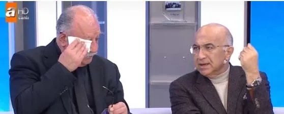 son-dakika-rahmi-ozkanin-ablasi-melahat-guney-kimdir-oldu-mu-neden-oldu-avukat-rahmi-ozkan-kimdir-kac-yasinda-nereli-1637913327512.jpg SON DAKİKA! Rahmi Özkan'ın ablası Melahat Güney kimdir, öldü mü, neden öldü? Avukat Rahmi Özkan kimdir, kaç yaşında, nereli?-1