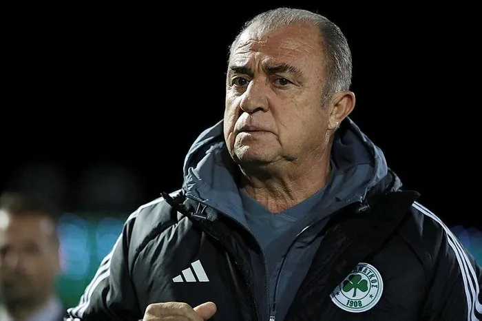 fatih-terim-icin-imza-toreni-flas-aciklamalar-super-ligden-transfer-yapacak-mi-1703856651472.jpeg Fatih Terim için imza töreni! Flaş açıklamalar... Süper Lig'den transfer yapacak mı?-2
