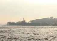 ABD savaş gemisi USS Mount Whitney Sarayburnu Limanında! Perşembe günü Karadenize geçecek