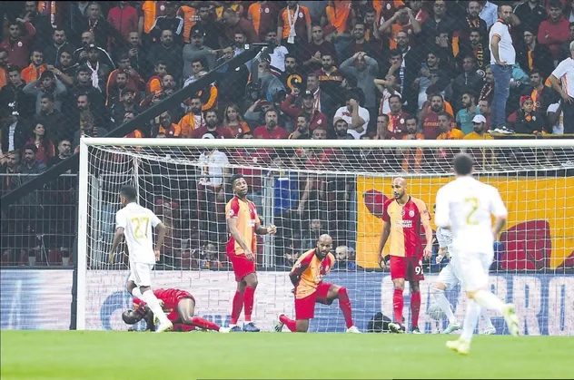 Galatasaray 32 takımlı Şampiyonlar Ligi’nde gol atamayan tek takım