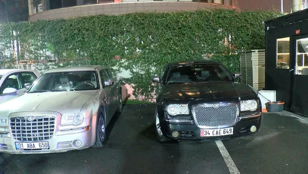 İstanbul Bahçelievler'de lüks araçlar kurşun yağmuru! O anlar saniye saniye görüntülendi!-4