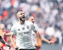 Beşiktaş transfer konusunda hareketli günler yaşıyor: Siyah-beyaz forma giyen Saiss’e Al- Sadd’dan dudak uçuklatan teklif!