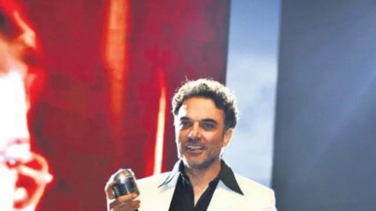 Sahnede Aslan şov