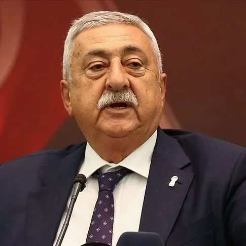 Deprem bölgesindeki esnaf nefes alacak