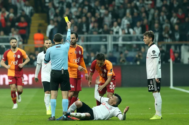 Cüneyt Çakır'ın derbi raporu