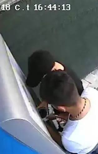 ATM'de bu tuzağa dikkat! Sadece iğne deliği büyüklüğünde...