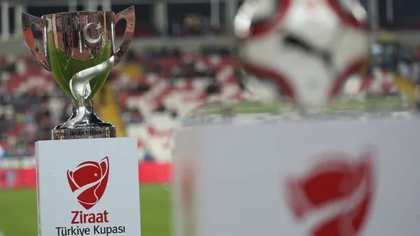 futbolun-kalbi-turkuvaz-medyada-atacak-ztkda-kura-heyecani-derbi-ihtimali-belirdi-1674548843842.jpg Ziraat Türkiye Kupası'nda çeyrek ve yarı final heyecanı A Spor'da! ZTK'da eşleşmeler belli oldu: Fenerbahçe, Galatasaray ve Trabzonspor...-12