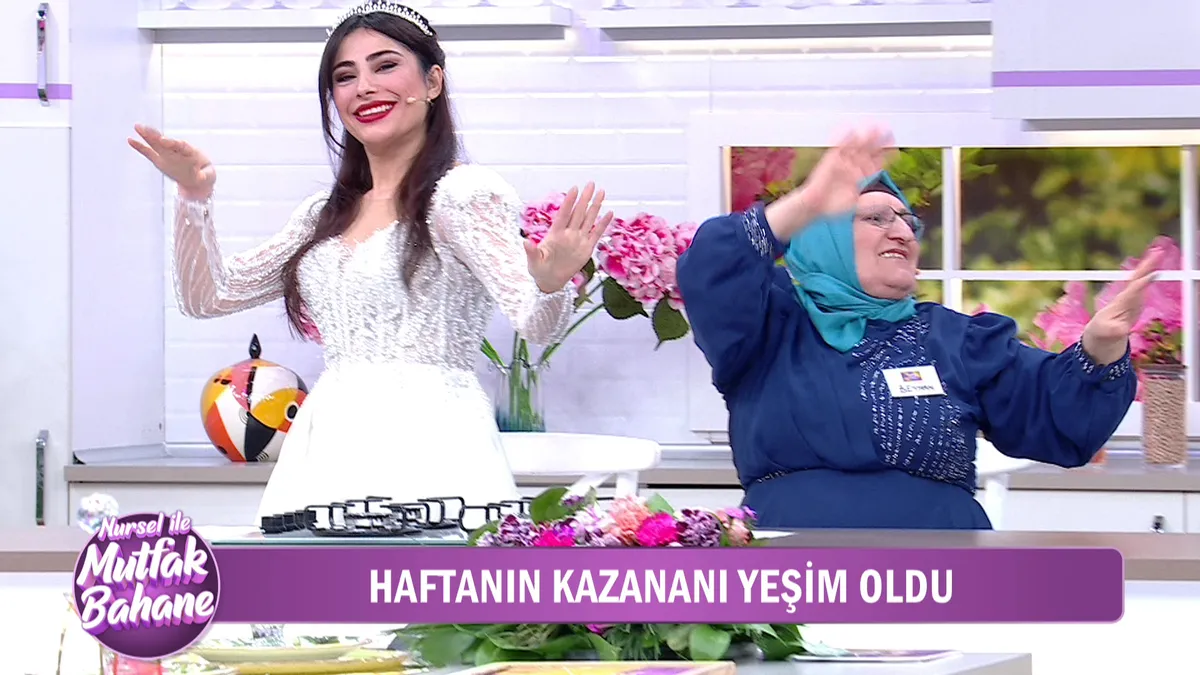 nursel-ile-mutfak-bahane-hafta-finali-yesim-icin-gelen-gelinlikler-studyoyu-susledi-1778247571708.jpg Nursel ile Mutfak Bahane hafta finali: Yeşim için gelen gelinlikler stüdyoyu süsledi-3