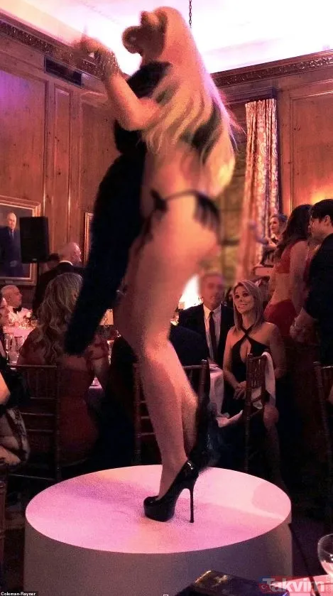 ABD’de Kennedy skandalı! RFK Jr.’ın yasak ilişki bombasından sonra striptizcide görüntüleri çıktı - 7