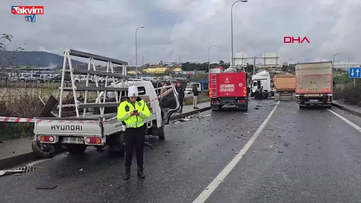 Kamyonet hafriyat kamyonuna çarptı: 1 ölü