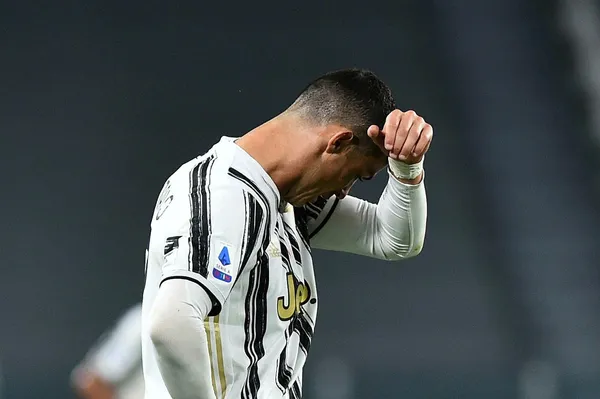 cristiano-ronaldonun-mesaji-juventustan-ayrilik-sinyali-olarak-yorumlandi-1621896914726.jpg Cristiano Ronaldo'dan Juventus'a "ayrılık sinyali"-5