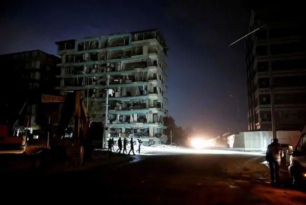 hatay-depremi-sonrasi-uzman-isimden-flas-sozler-buyuk-deprem-antakya-fayini-tetikledi-1676924107917.jpeg Hatay depremi sonrası uzman isimden flaş sözler: Büyük deprem Antakya fayını tetikledi! İki bölgeye dikkat-4