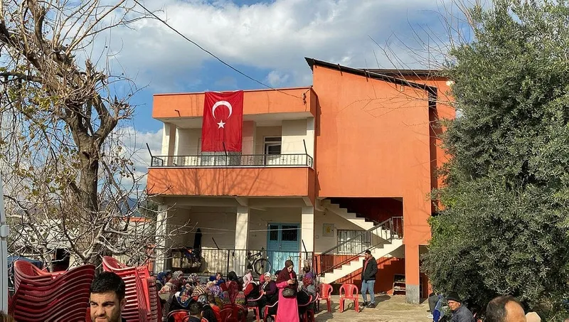 irak-kuzeyinden-aci-haber-pkkli-alcaklardan-taciz-atesi-uzman-cavus-kadir-dingil-sehit-oldu-1706969191218.jpeg Irak Kuzeyi'nden acı haber! PKK'lı alçaklardan taciz ateşi: Uzman Çavuş Kadir Dingil şehit oldu-4