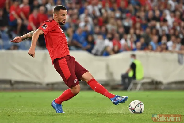 Galatasaray Seferovic ile anlaştı! Oyuncu İstanbul'a geliyor - 14
