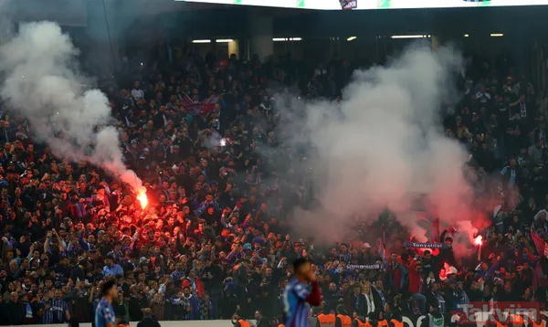 Trabzonspor taraftarı şampiyonluğu kutluyor! Renkli görüntüler... - 29