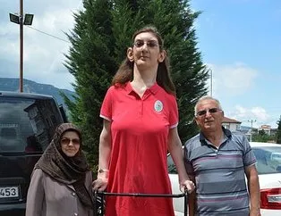 Rümeysa Gelgi kimdir, kaç yaşında, nereli? Dünyanın en uzun kadını Rümeysa Gelgi’nin boyu kaç cm?
