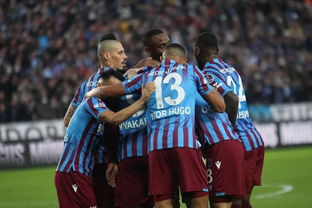 Trabzonspor 2-0 Adana Demirspor (MAÇ SONUCU-ÖZET)-10