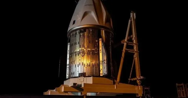 SpaceX duyurdu! İlk Türk uzay yolcusu Alper Gezeravcı'yı taşıyacak kapsül Florida'ya ulaştı