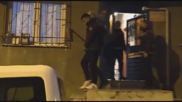 SON DAKİKA: İstanbul'da terör örgütlerine şafak baskını: 9 şüpheli yakalandı-2