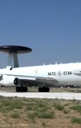 NATO görevini engellemeye çalışan Yunanistan'a F-16 tokadı: "Görev başarıyla tamamlandı"