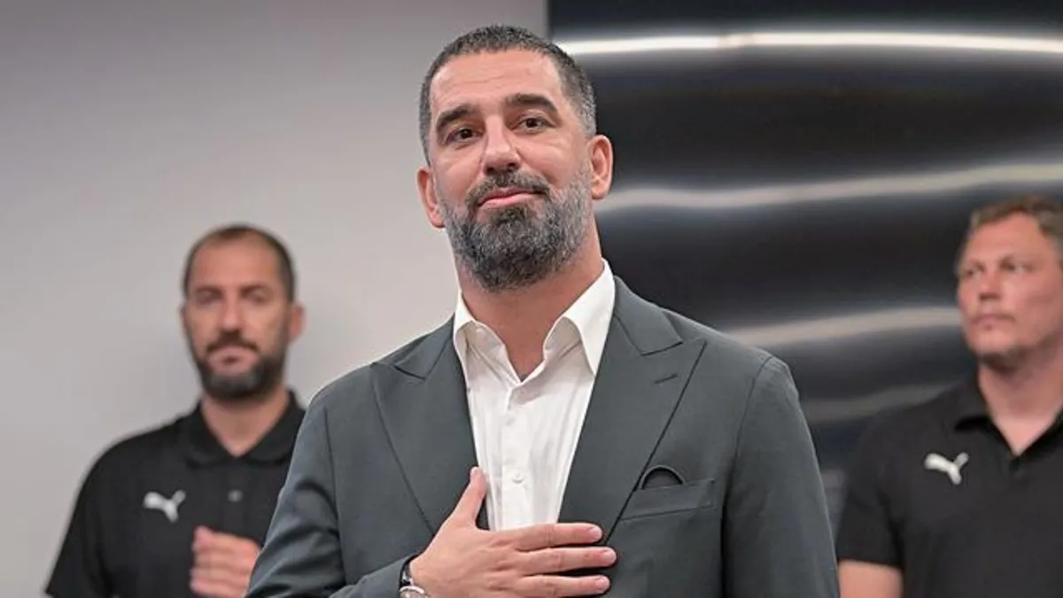 Arda Turan ilk maçında rekor kırdı!