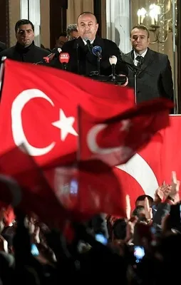 Bakan Çavuşoğlu Almanya'da konuştu