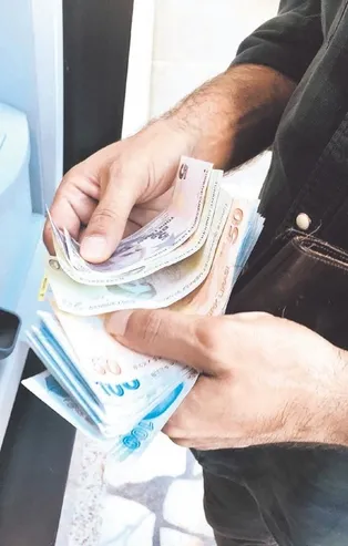 742 FETÖ’cü ATM kameralarına yakalandı!