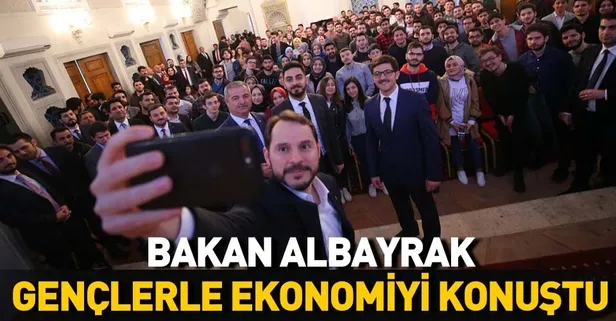 Bakan Albayrak gençlerle buluştu