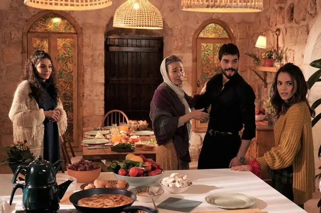 Hercai 57. bölüm fragmanı şok etkisi yarattı! Azize Aslanbey ölüyor mu? Azra'nın gelişi büyük bir hataya neden oluyor