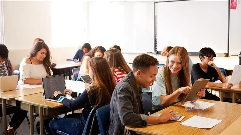 laiklik-mufredattan-cikarildi-iddialarinin-asilsiz-oldugu-bir-kez-daha-kanitlandi-1772052548630.jpeg Laiklik müfredattan çıkarıldı iddialarının asılsız olduğu ortaya çıktı-4