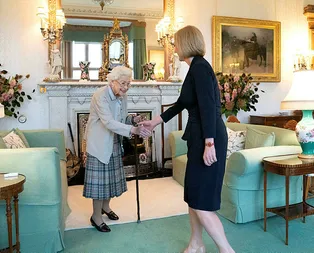 Elizabeth ile Truss’un görüşmesinde dikkat çeken detay