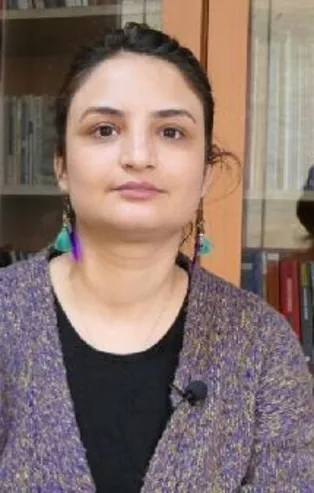 Teröristbaşı Abdullah Öcalan'a sözde saygı duruşu yapan DBP Diyarbakır İl Başkanı Seval Gülmez gözaltına alındı