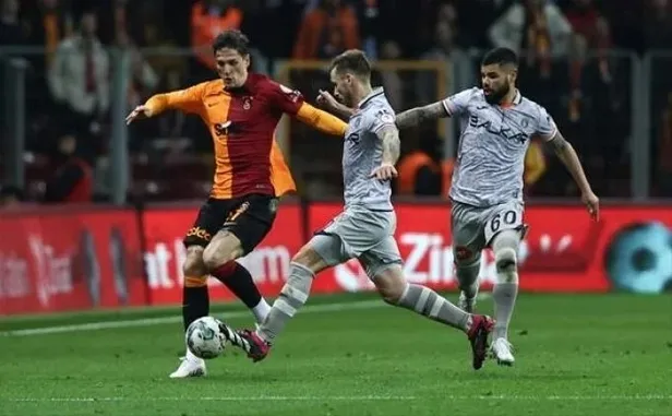galatasaray-basaksehir-canli-mac-izle-gs-bfk-super-lig-maci-canli-izle-bedava-kesintisiz-sifresiz-canli-yayin-1683564469482.jpeg GALATASARAY BAŞAKŞEHİR MAÇ ÖZETİ | 1-0 mağlup oldu!-2