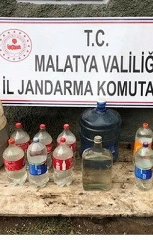 Son dakika: Malatya'da bin litre sahte içki ele geçirildi