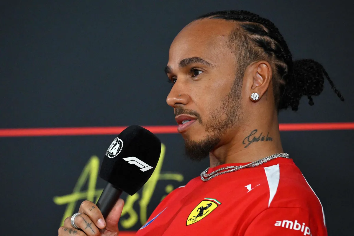 1792742294317.jpg Lewis Hamilton'dan Filistin çağrısı! Barış mesajları verdi-2