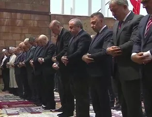 Başkan Erdoğan cuma namazını Malazgirt’te kıldı