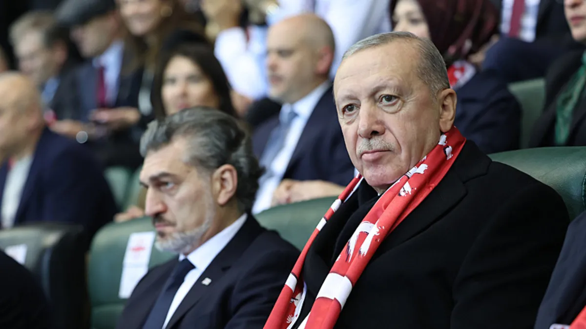 Başkan Erdoğan'ın gol sevinci gündem oldu! Türkiye - Gürcistan maçında tebessüm ettiren anlar