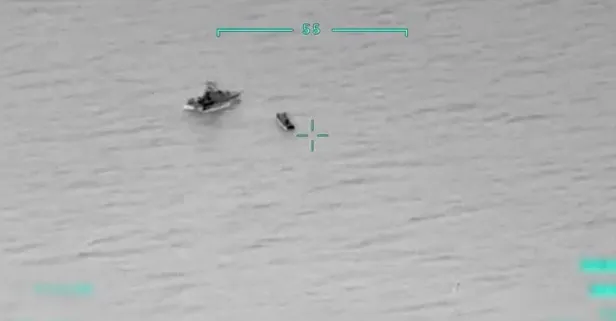 Son dakika: MSB açıkladı! Yunanistan'ın düzensiz göçmenleri Türk kara sularına ittiği İHA'lar ile tespit edildi!