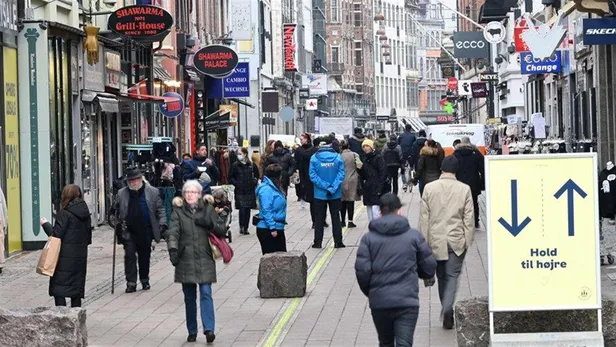 almanyaya-15-milyon-vasifli-vasifsiz-isci-alinacak-4-bin-euro-maasi-duyan-kosuyor-almanya-isci-alimi-basvuru-s-1655359984805.jpg Almanya’ya 1,5 Milyon vasıflı vasıfsız işçi alınacak! 4 bin euro maaşı duyan koşuyor! İşte Almanya işçi alımı başvuru şartları-4