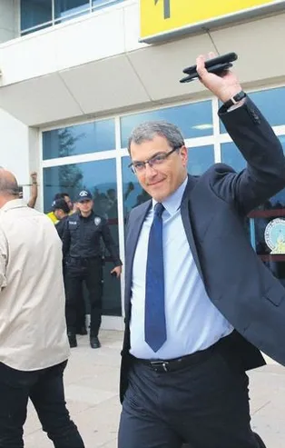 Comolli’nin yeni adresi Monaco!