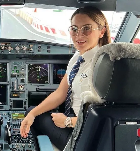 36'lık Yağmur Sarıoğlu'nun 38 kilo verdiren sırrı! 88 kilodan 50'ye çatır çatır eridi! Meğer sadece bu yöntemle...-8