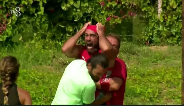 Survivor Çağrı Atakan ağır sabıkalı çıktı sicilinde yok yok kız arkadaşını dövmüş! Poyraz'la kapışan Eda Taşpınar'ın eski sevgilisi Çağrı hapis...-5