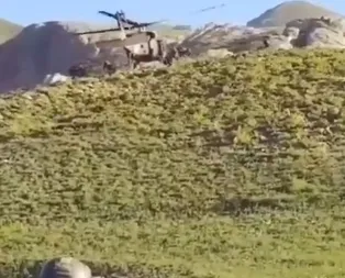 Pençe-2 harekatından ilk görüntü! Hakurk dağlarına komandoların iniş anı kamerada