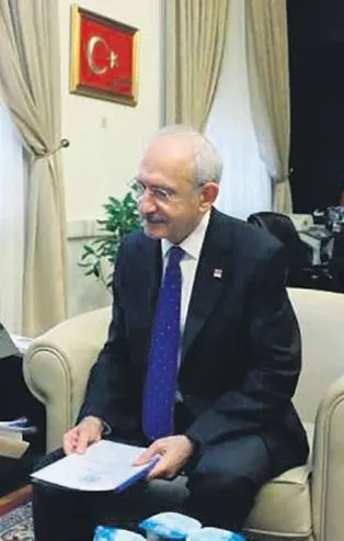 CHP'li Tekirdağ Belediyesi'nde atama skandalı! CHP'li başkan belediyenin 7 şirketinde kendine görev yazdı