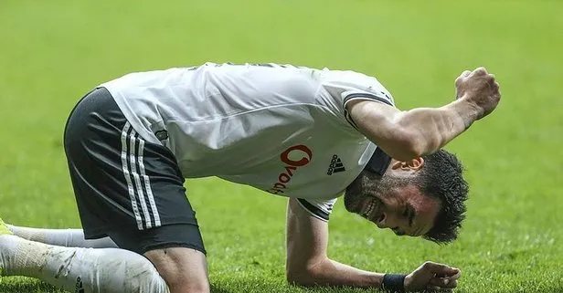 Beşiktaş'ta Gökhan Gönül şoku!